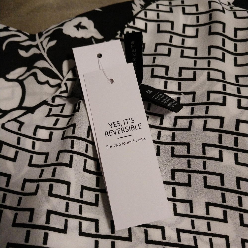 REVERSIBLE Black and White Tank - NWT
